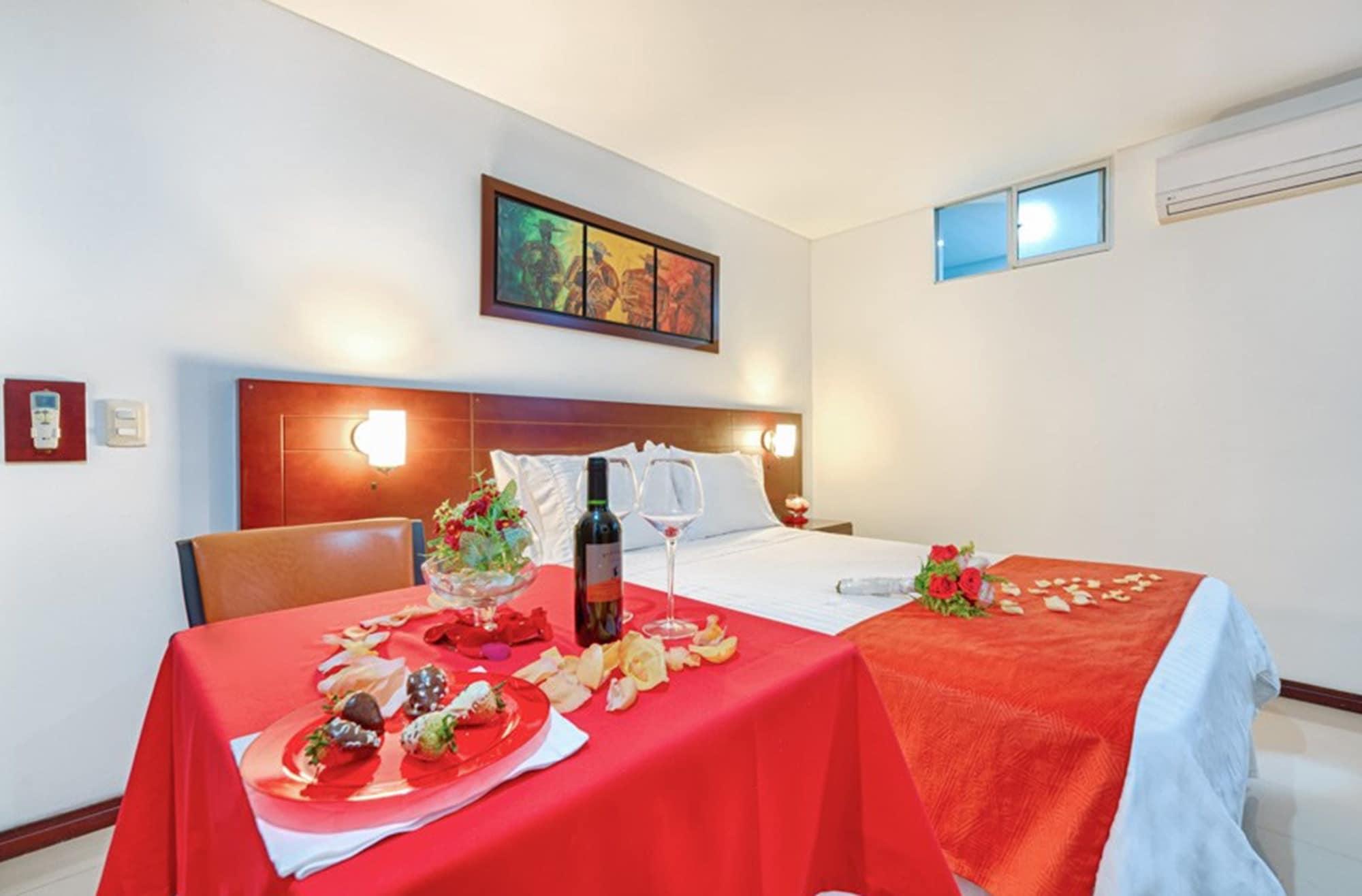 Hotel Estancia Chipichape Cali Esterno foto